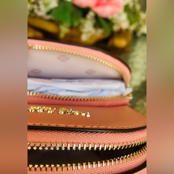 Kate Spade Spencer North South Phone Crossbody NWT - Picture 9 of 12